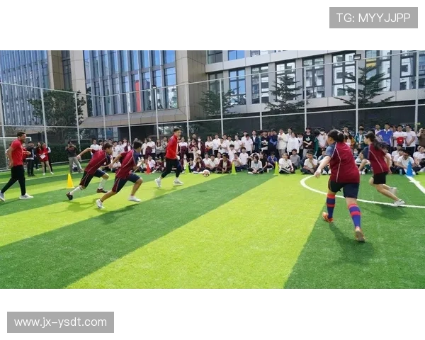 与足球明星面对面交流的精彩英语对话全记录